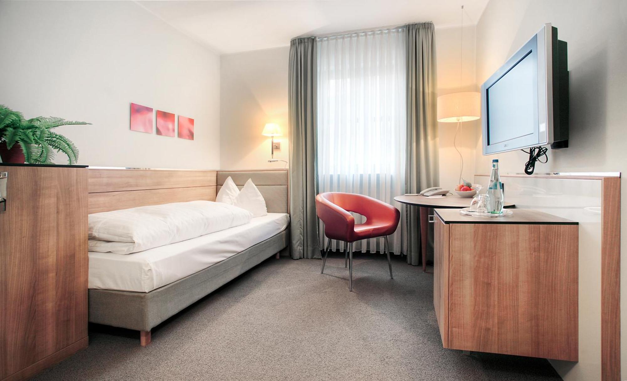 Hotel Am Jakobsmarkt Nuremberg Bagian luar foto