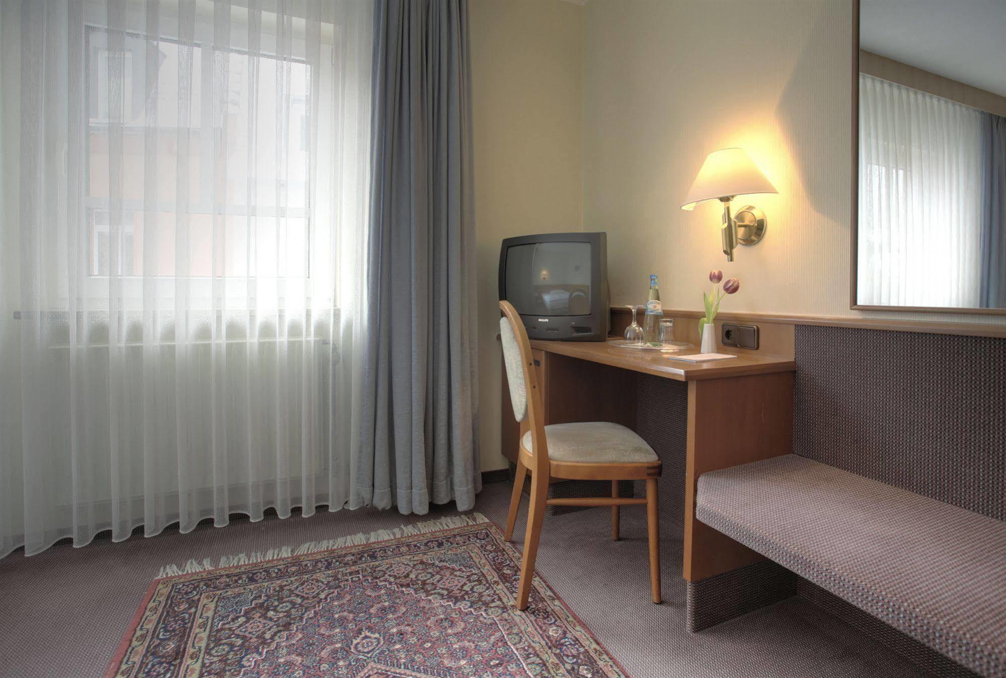 Hotel Am Jakobsmarkt Nuremberg Bagian luar foto